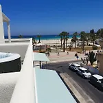 Mare E Terra Fronte Mare شقة