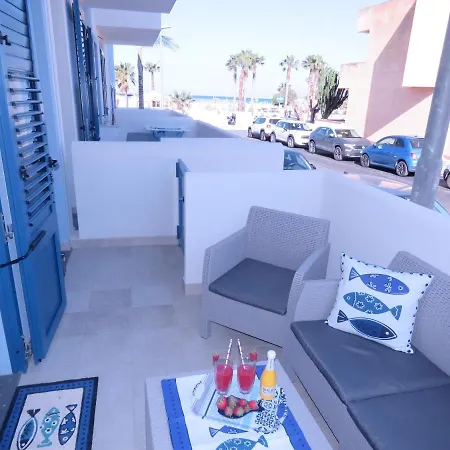 Apartment Mare E Terra Fronte Mare